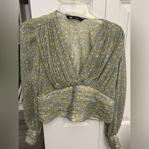 ZARA Blouse Size Small
